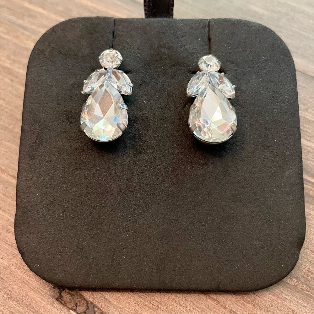 OLD Navy Crystal drop post earrings